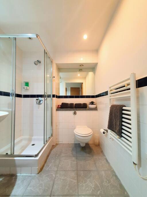 Contemporary Modern Studio Apartment - City Centre バーミンガム エクステリア 写真